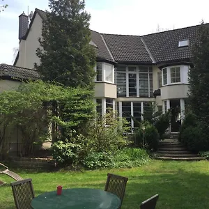 https://neu-dz-in-berlin-mahlsdorf-mit-terrasse.find-berlin-hotels.com